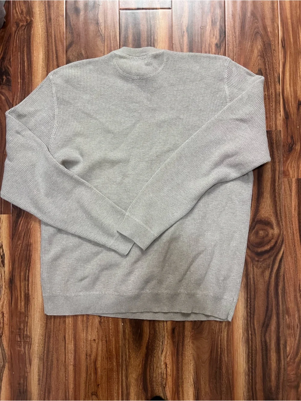Eddie Bauer Light Gray Cotton Crewneck Sweater - Picture 3 of 3